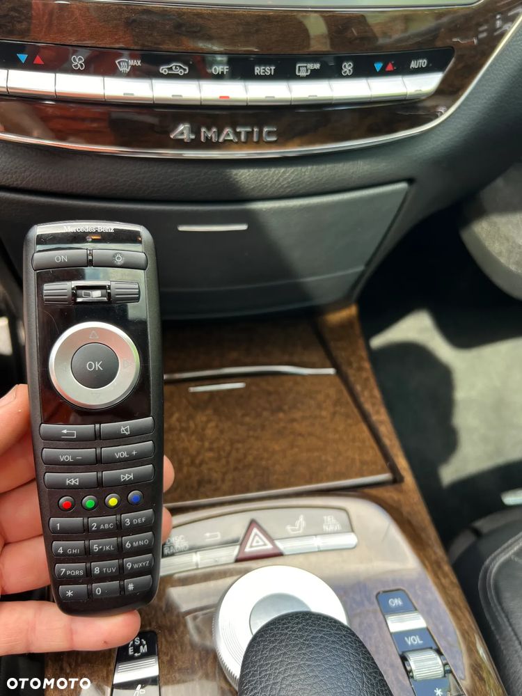 Mercedes-Benz Klasa S 350 (BlueTEC) d 4-Matic 7G-TRONIC - 17