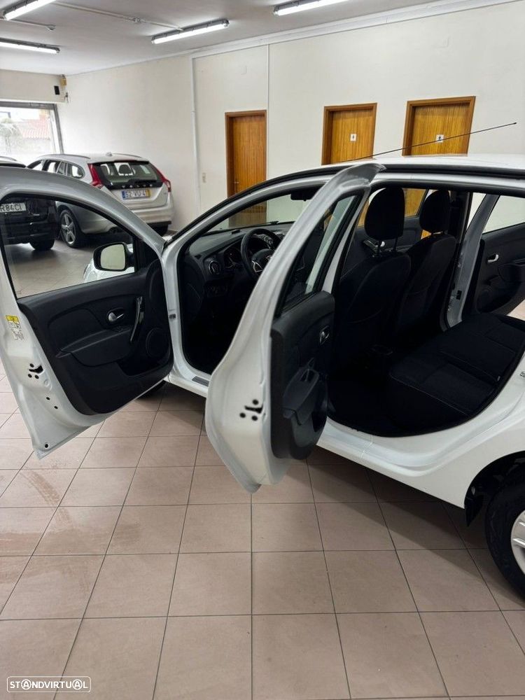 Dacia Logan 0.9 TCe Confort - 12