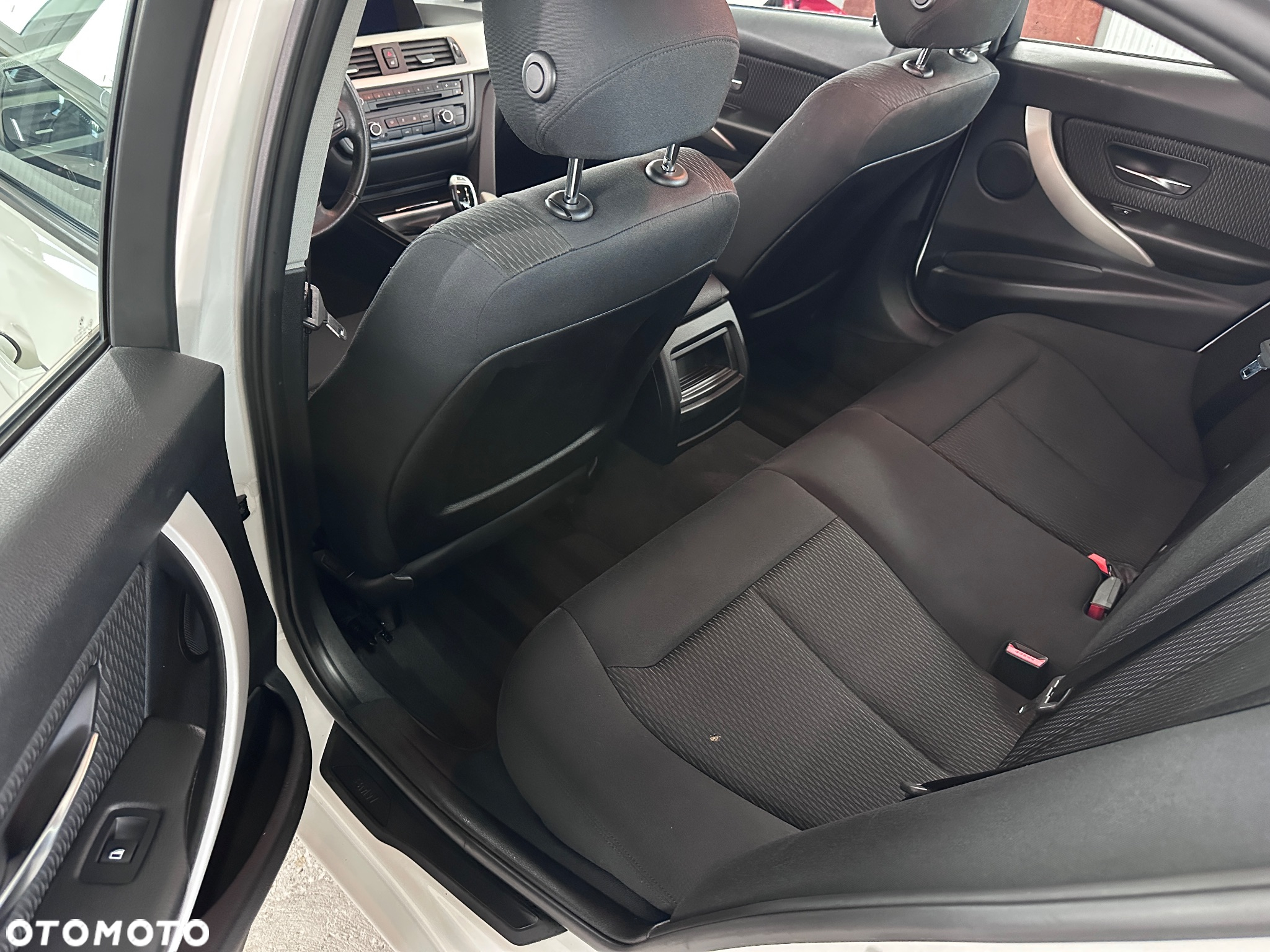 BMW Seria 3 316d Advantage - 14