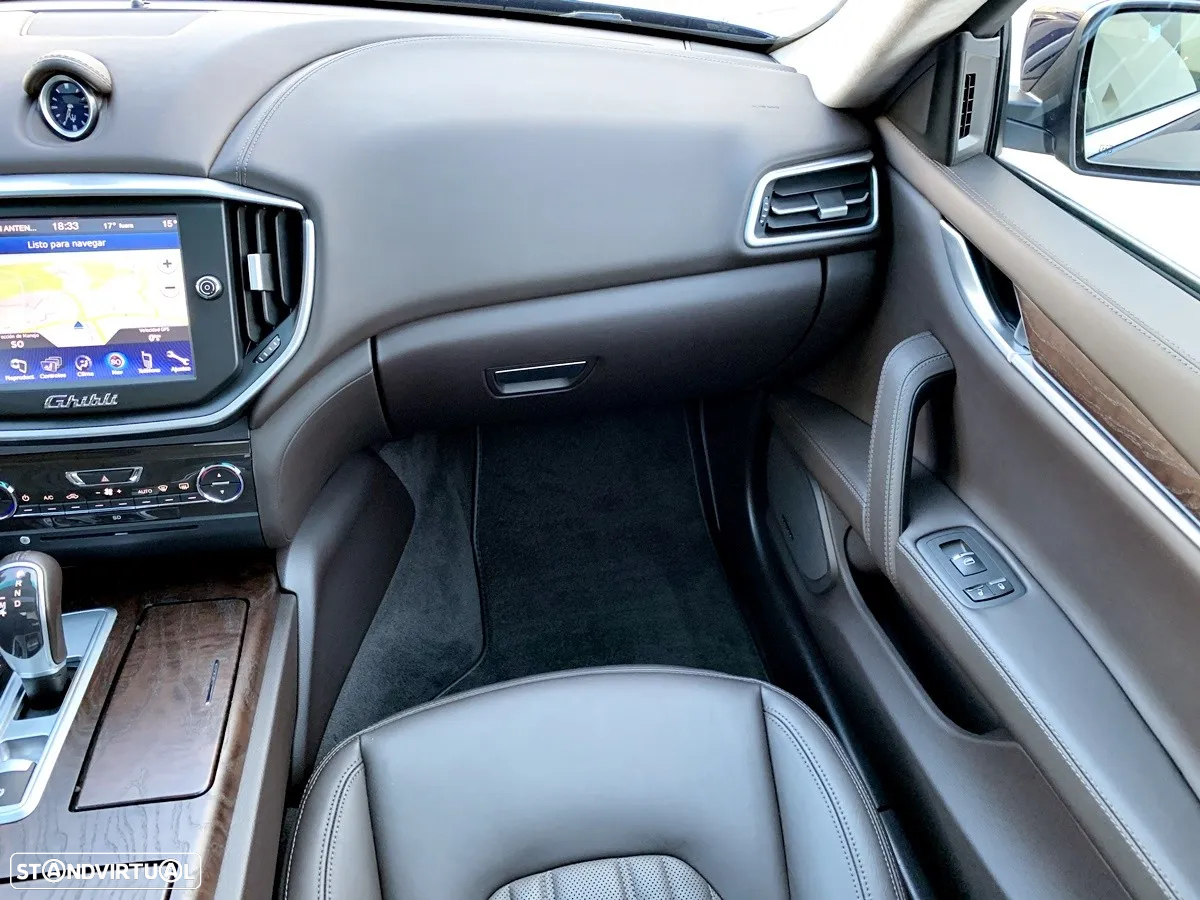 Maserati Ghibli 3.0 V6 S Q4 - 10