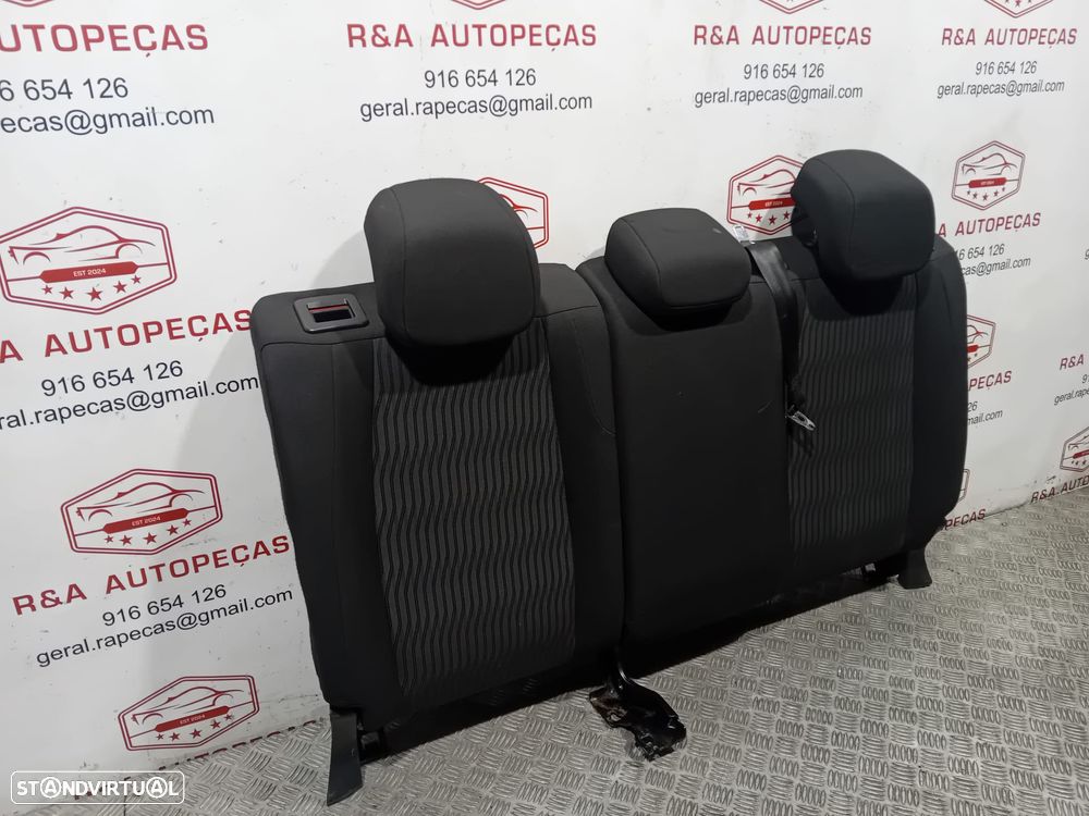 Conjunto de Bancos Peugeot 308 II SW em Tecido Original - 9