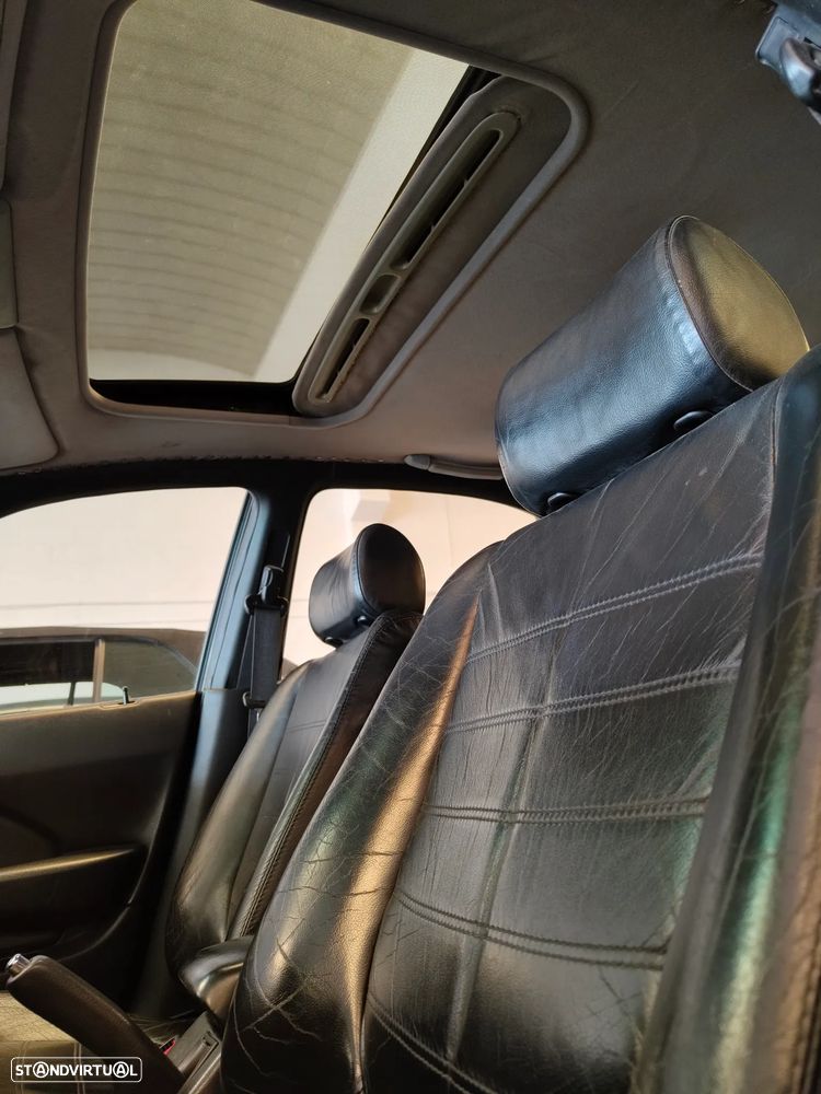 Honda Accord 2.0i ES - 7