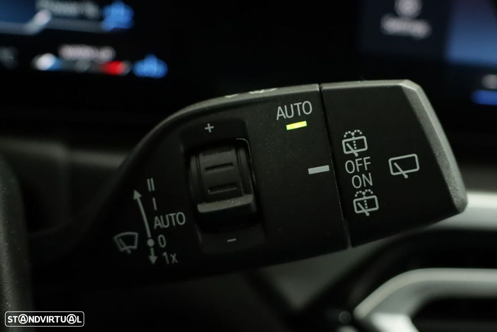 BMW 320 d Touring Auto - 18