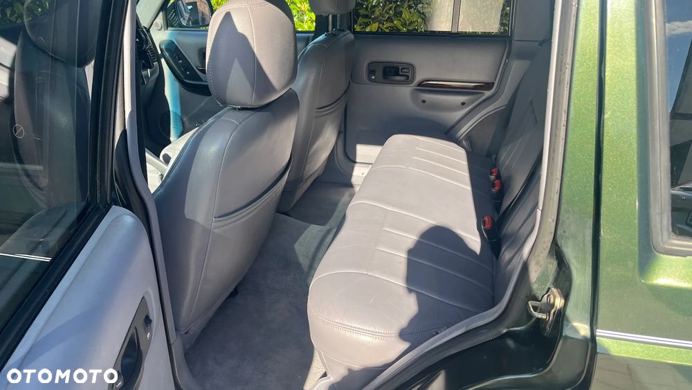 Jeep Cherokee 4.0 Limited - 8