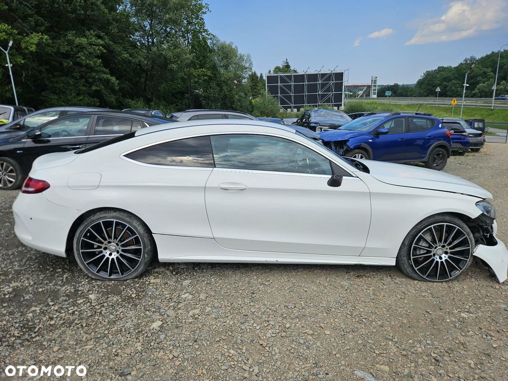 Mercedes-Benz Klasa C 220 d 9G-TRONIC AMG Line - 24
