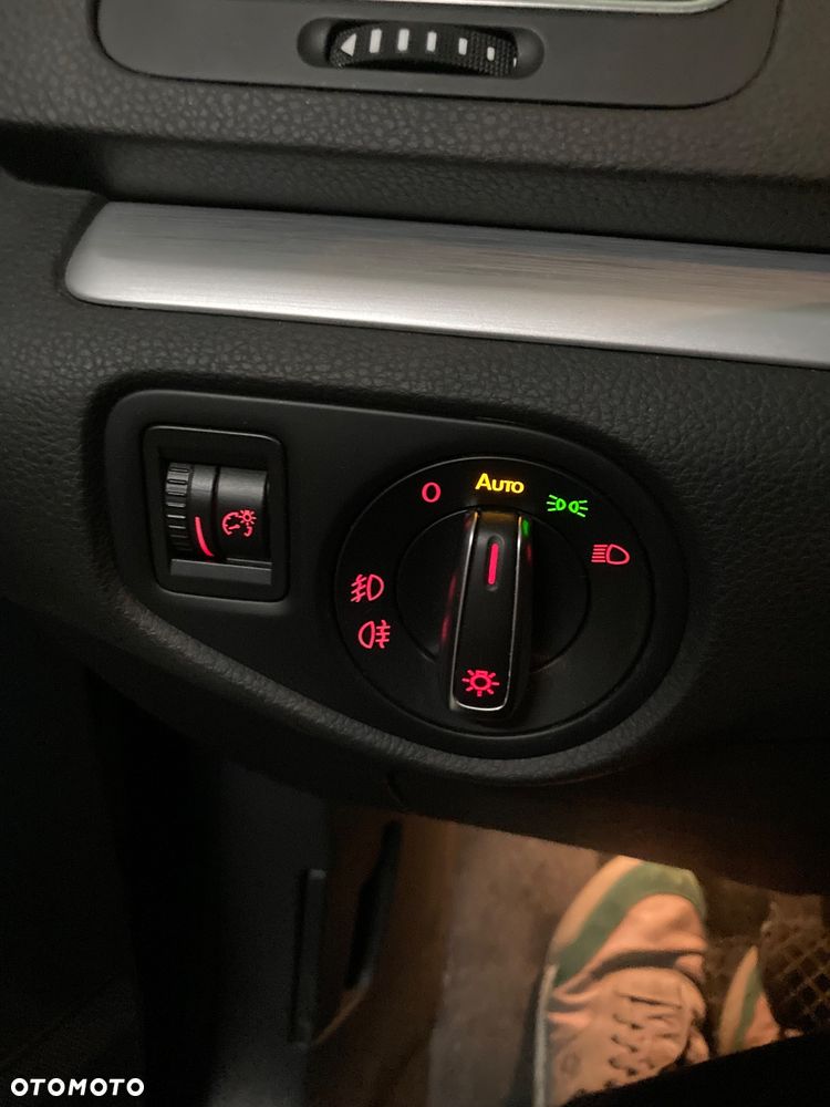 Volkswagen Sharan 2.0 TDI (BlueMotion Technology) Trendline - 10