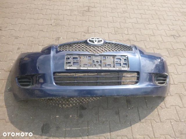 ZDERZAK PRZÓD PRZEDNI TOYOTA YARIS II 05-09 KOLOR 8P4