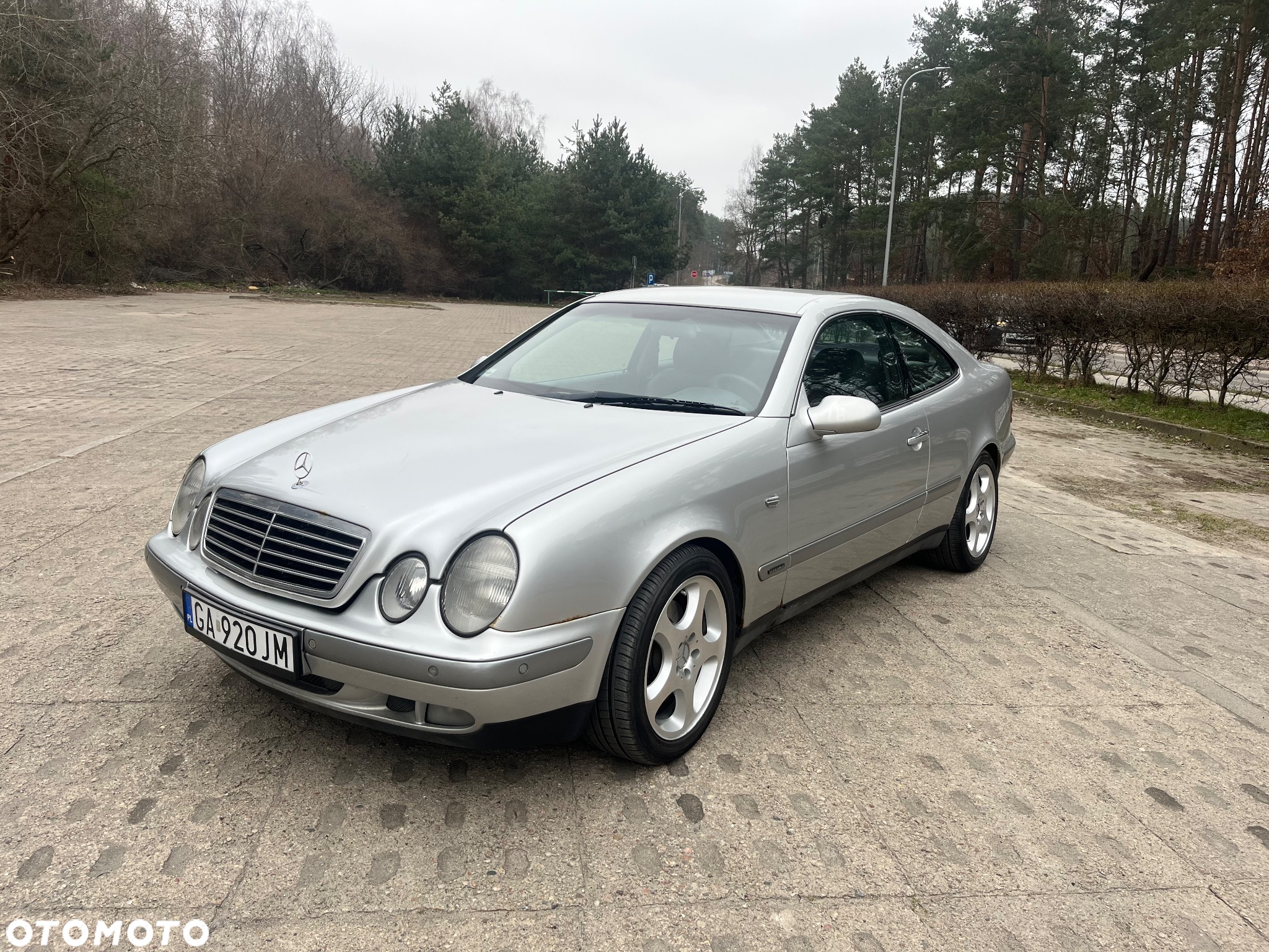 Mercedes-Benz CLK 320 - 2
