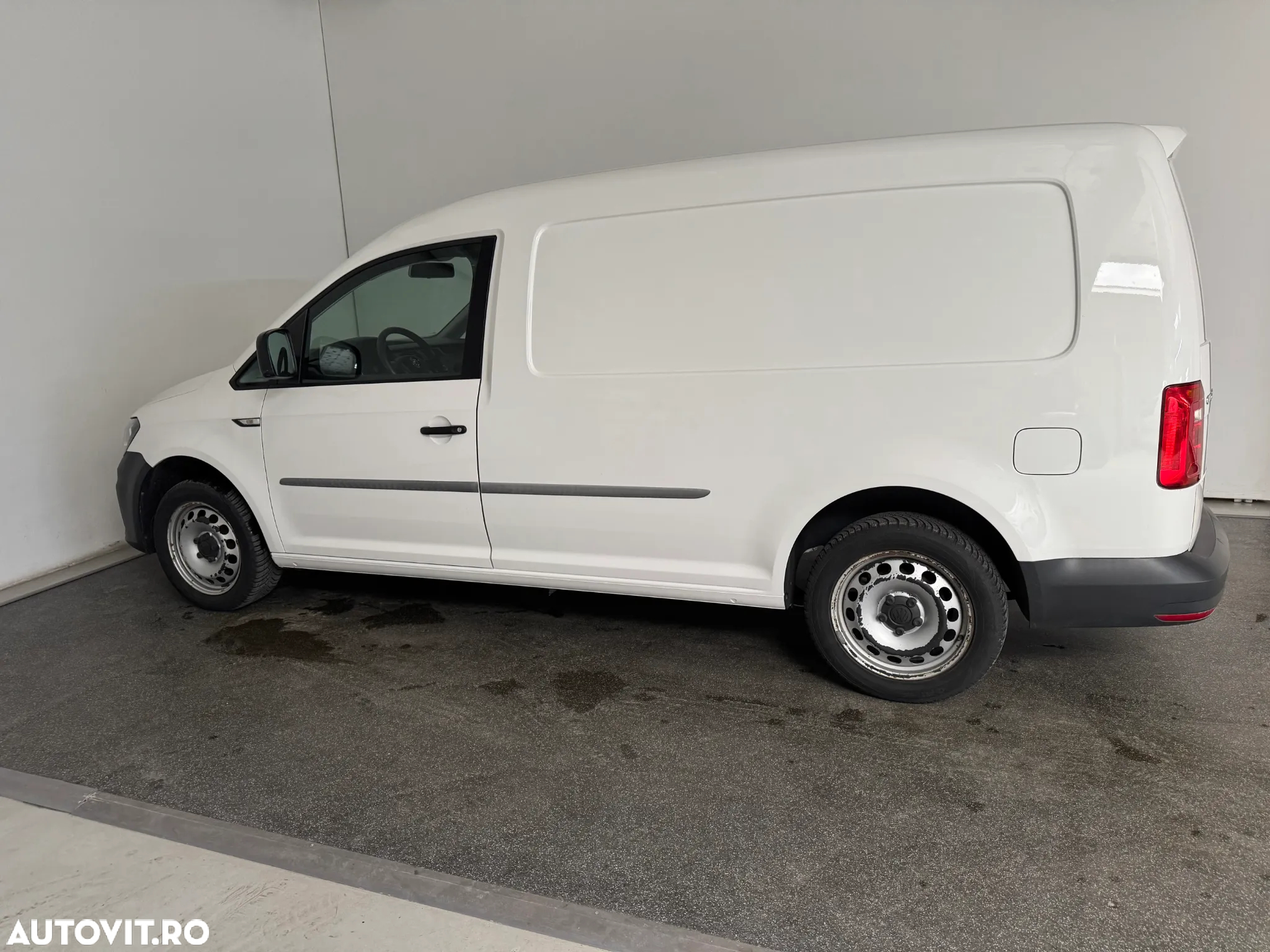 Volkswagen Caddy - 4