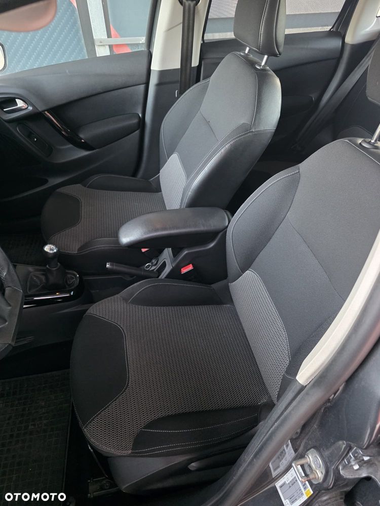 Citroën C3 1.2 PureTech Selection - 9