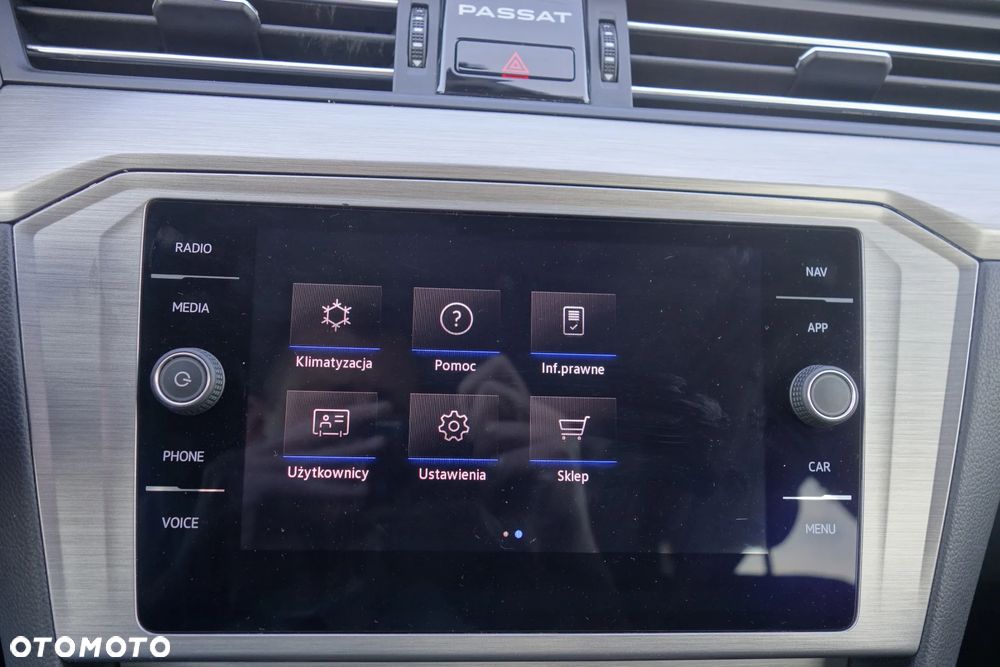 Volkswagen Passat 1.5 TSI EVO Business DSG - 23