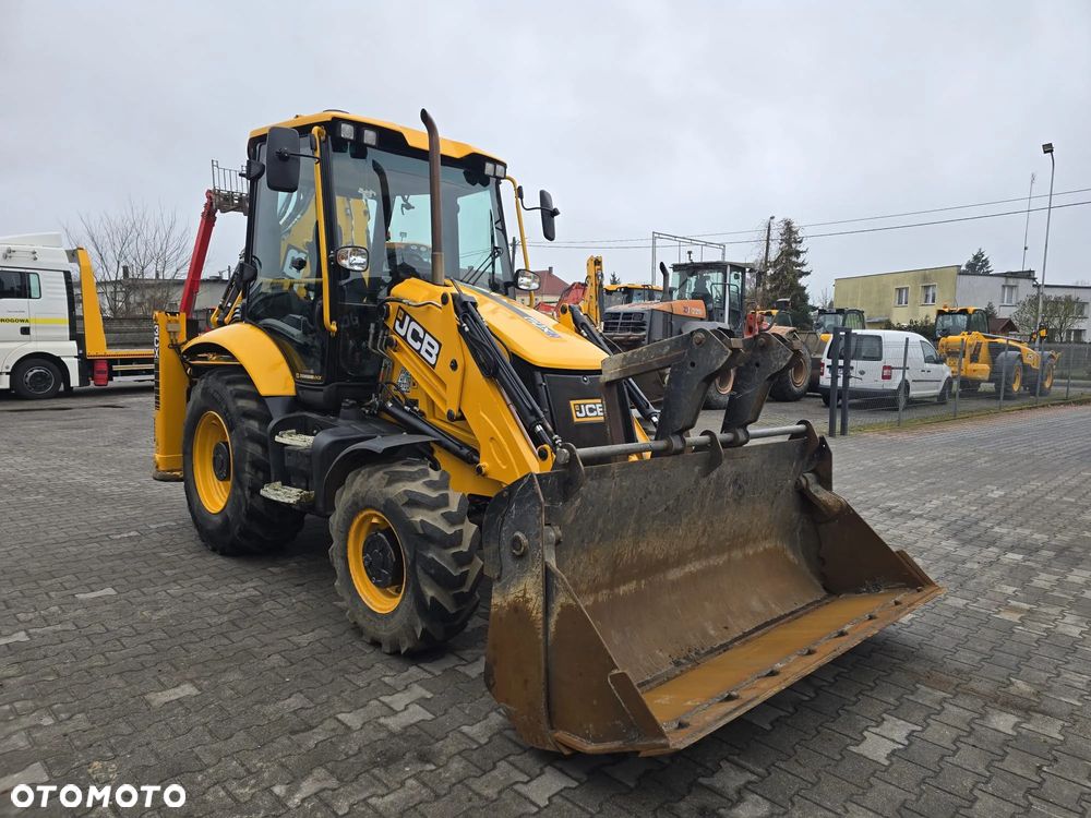 JCB 3 CX - 4