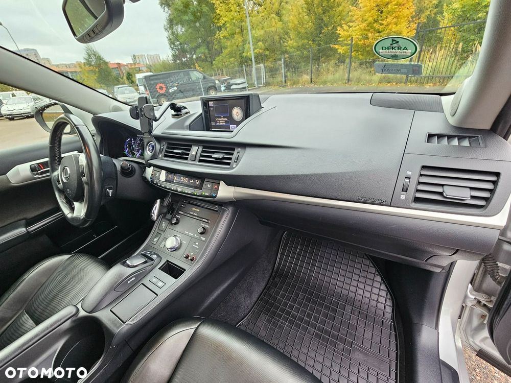 Lexus CT 200h F Sport Edition - 33