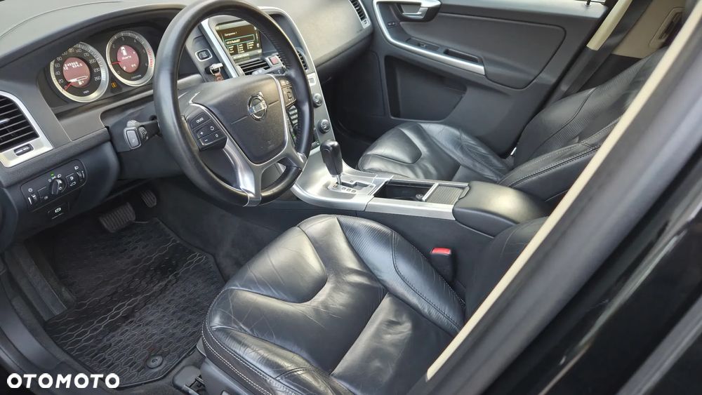 Volvo XC 60 D3 R Design - 8