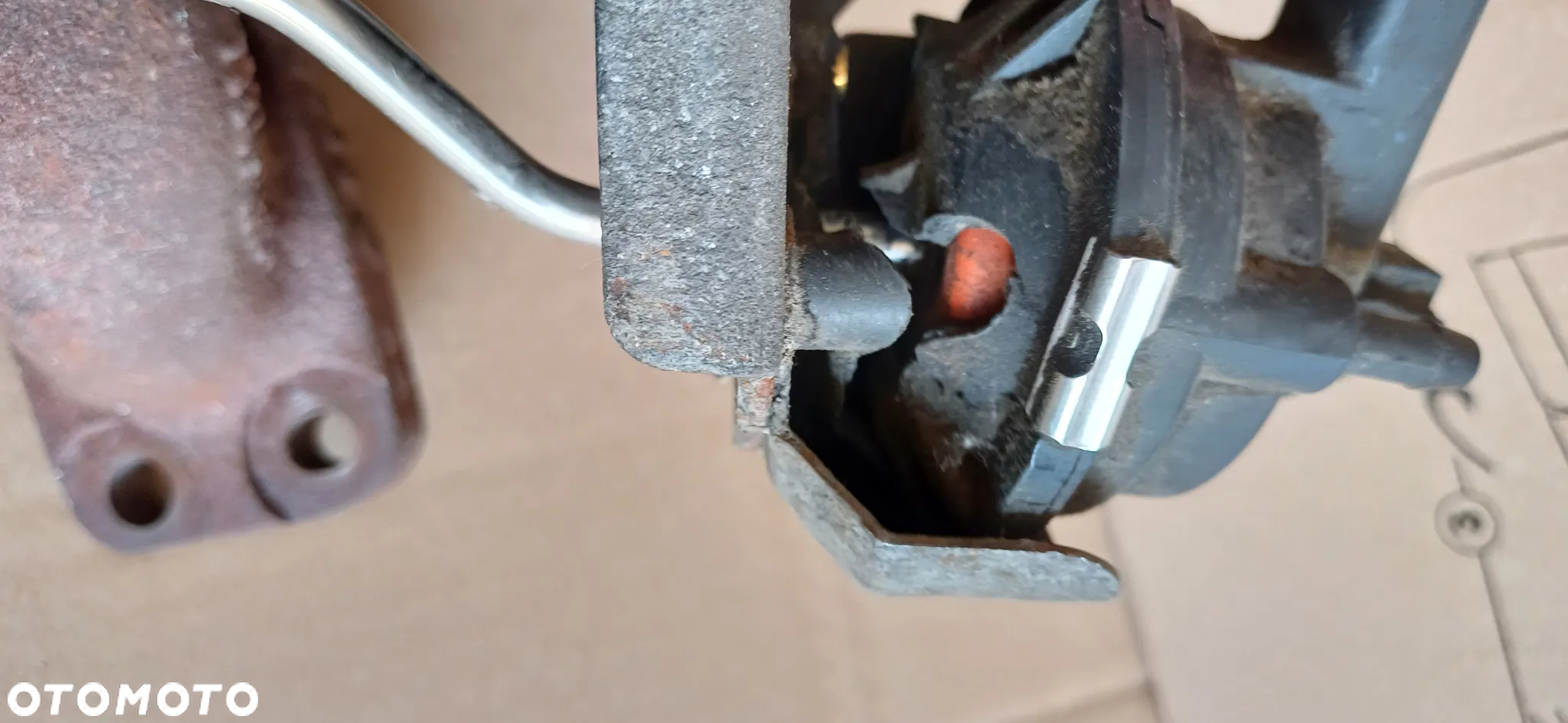 Peugeot 208 I 1.6 turbosprężarka 9804945280 49172-03000 - 2