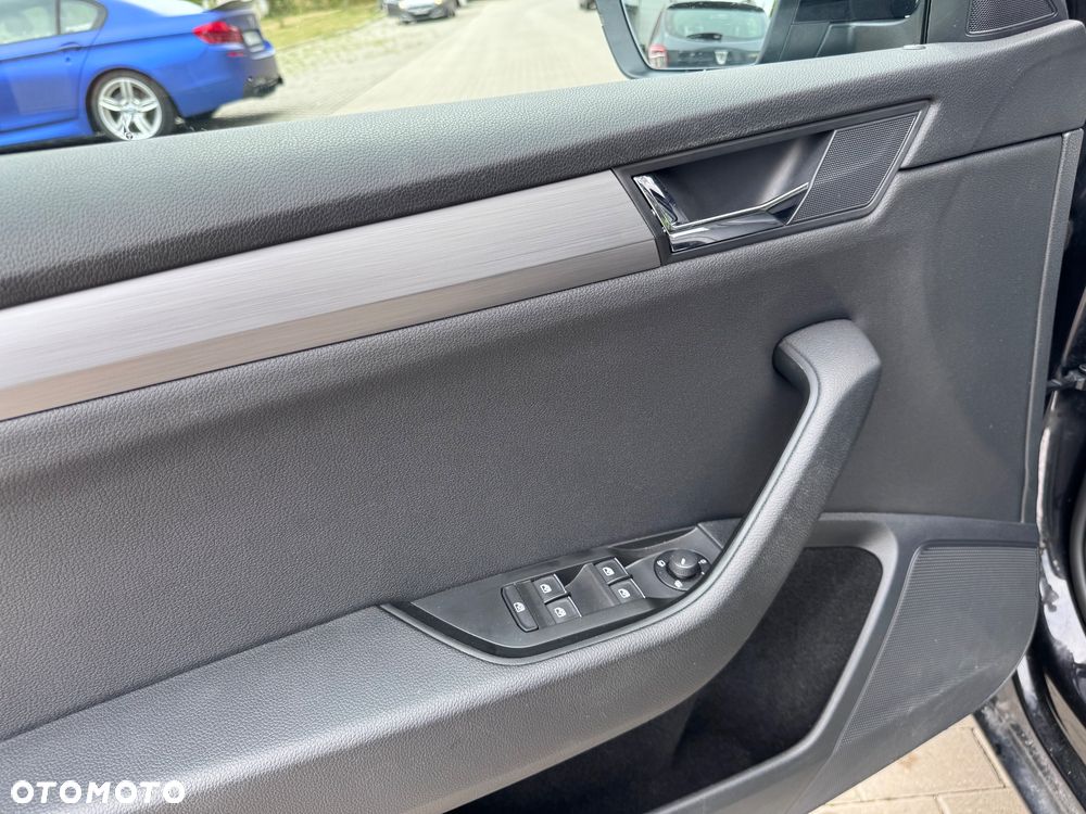 Skoda Superb 2.0 TDI L&K DSG - 15