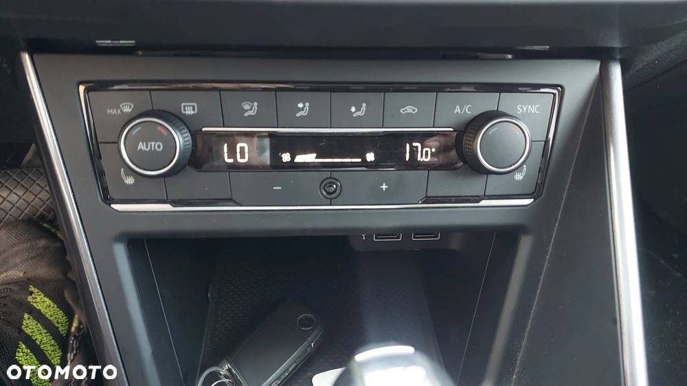 Volkswagen Polo - 19