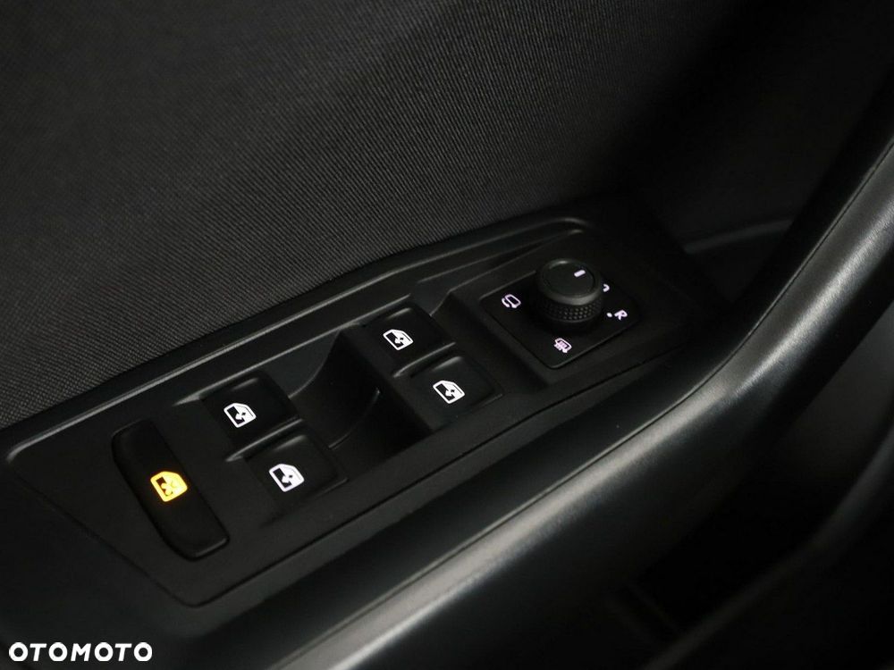 Volkswagen T-Roc 1.0 TSI Life - 35