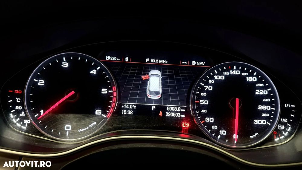 Audi A6 Avant 2.0 TDI Ultra S tronic - 12