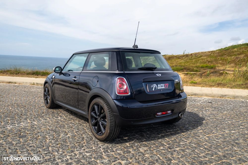 MINI 3 Portas Cooper D - 4
