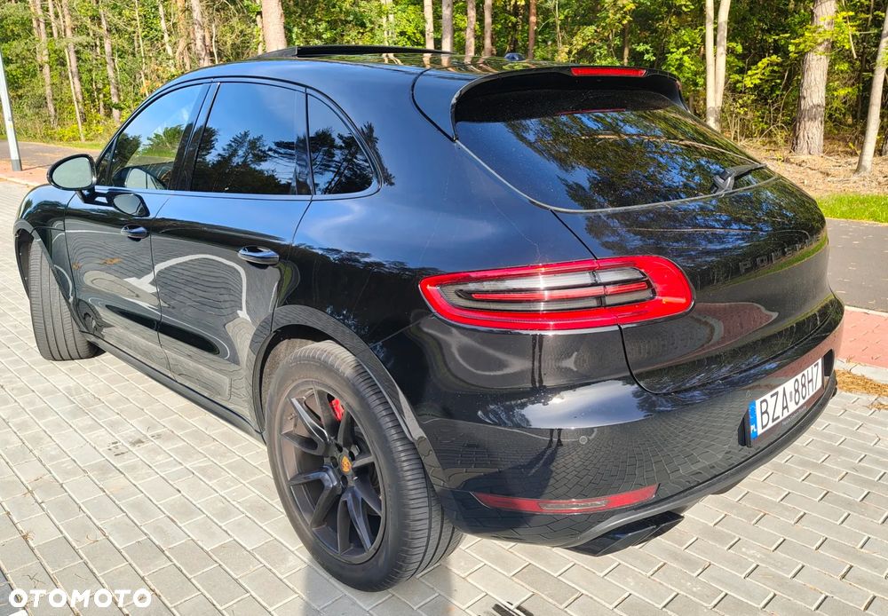 Porsche Macan Turbo PDK - 3