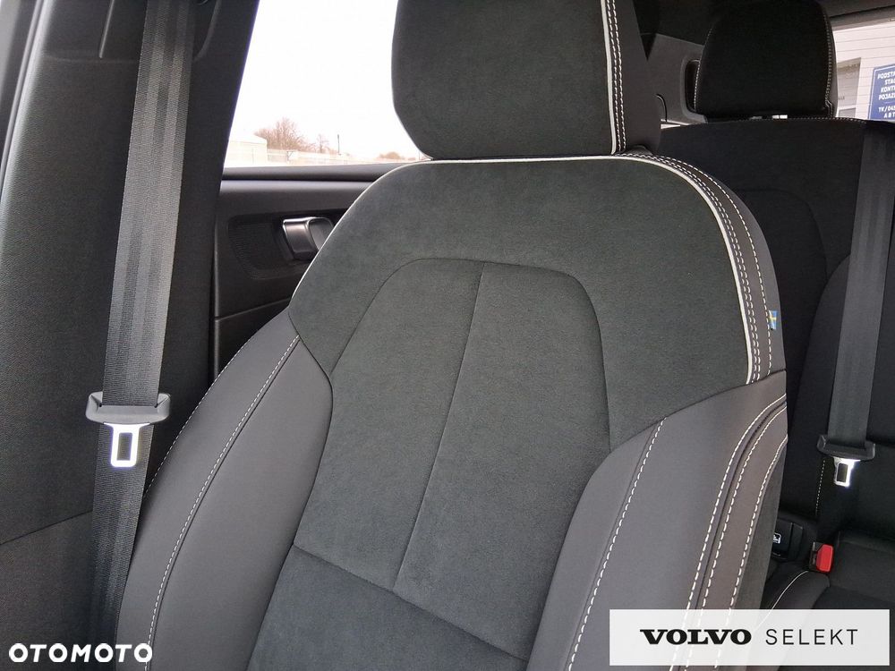 Volvo XC 40 - 18