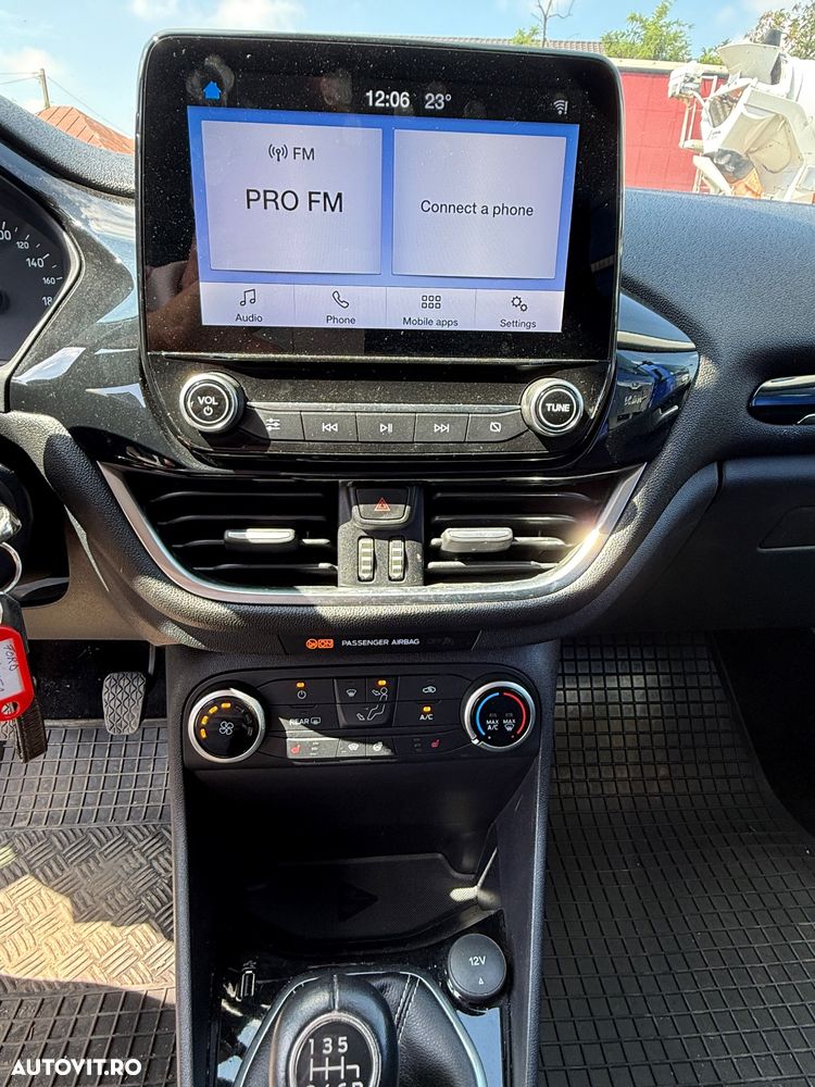 Ford Fiesta - 9