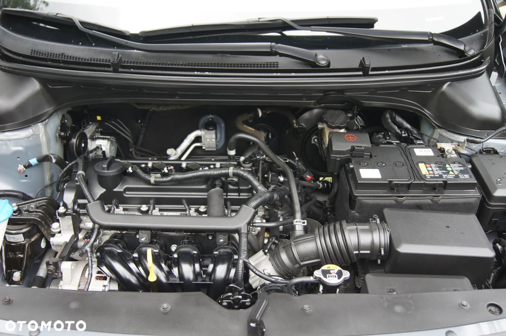 Hyundai i20 blue 1.2 YES!+ - 31