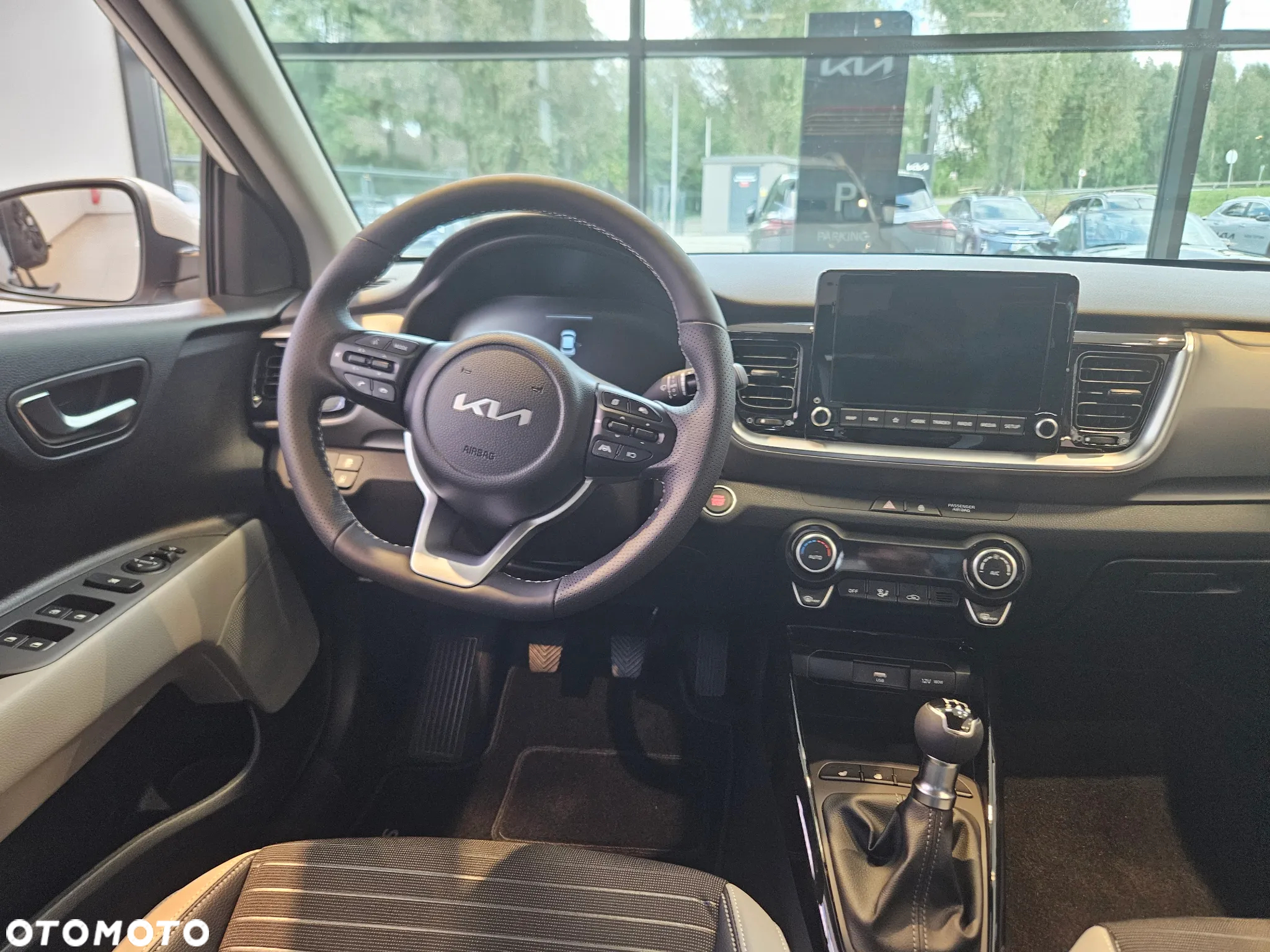 Kia Stonic 1.2 M - 10