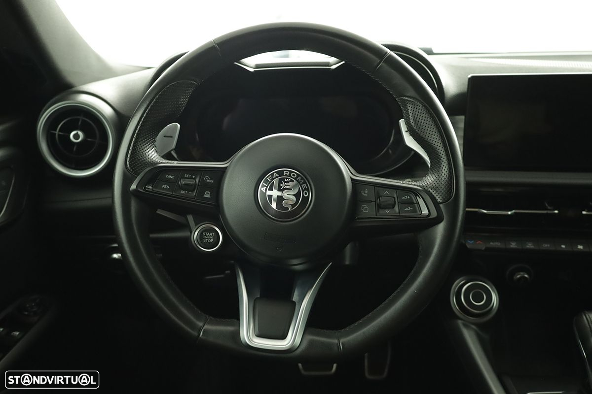 Alfa Romeo Tonale 1.5 Hybrid Edizione Speciale - 14