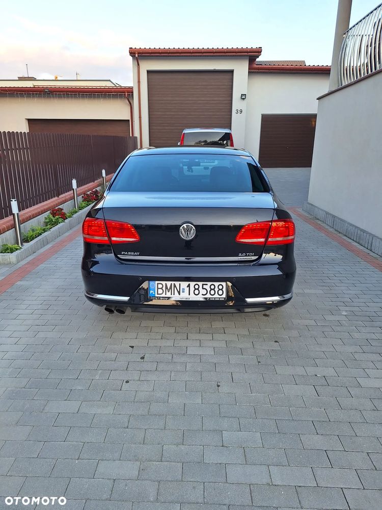 Volkswagen Passat 2.0 TDI Highline DSG - 6
