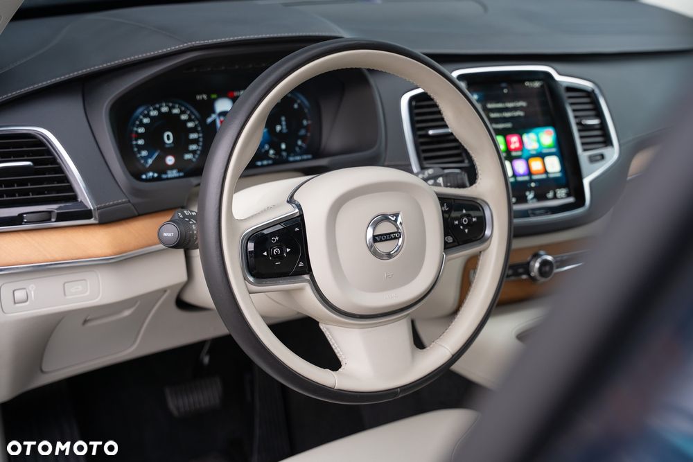 Volvo XC 90 D5 AWD Inscription 7os - 23