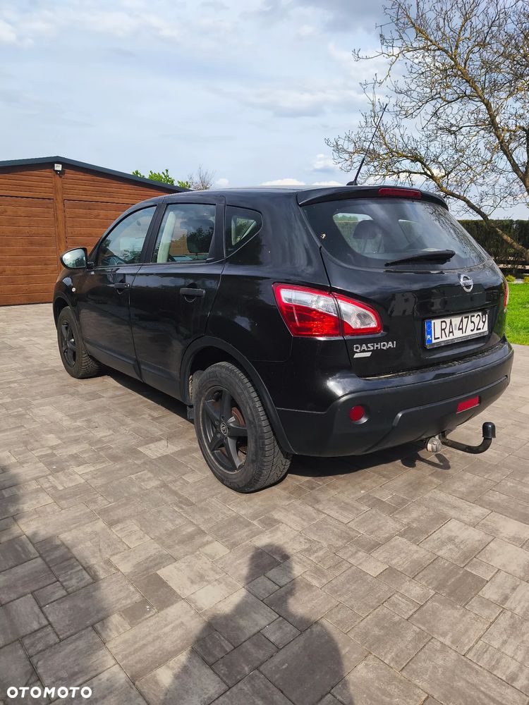 Nissan Qashqai - 2