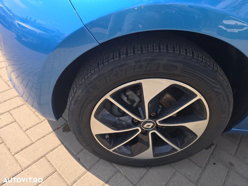 Renault ZOE - 6
