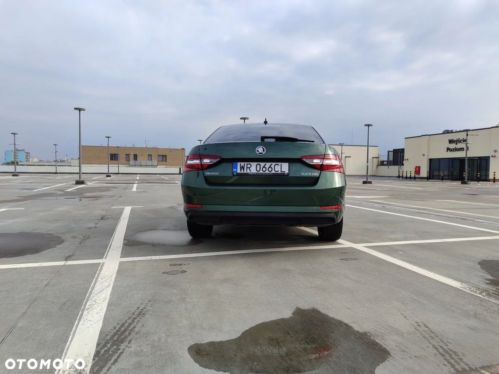 Skoda Superb 2.0 TDI Style DSG - 9
