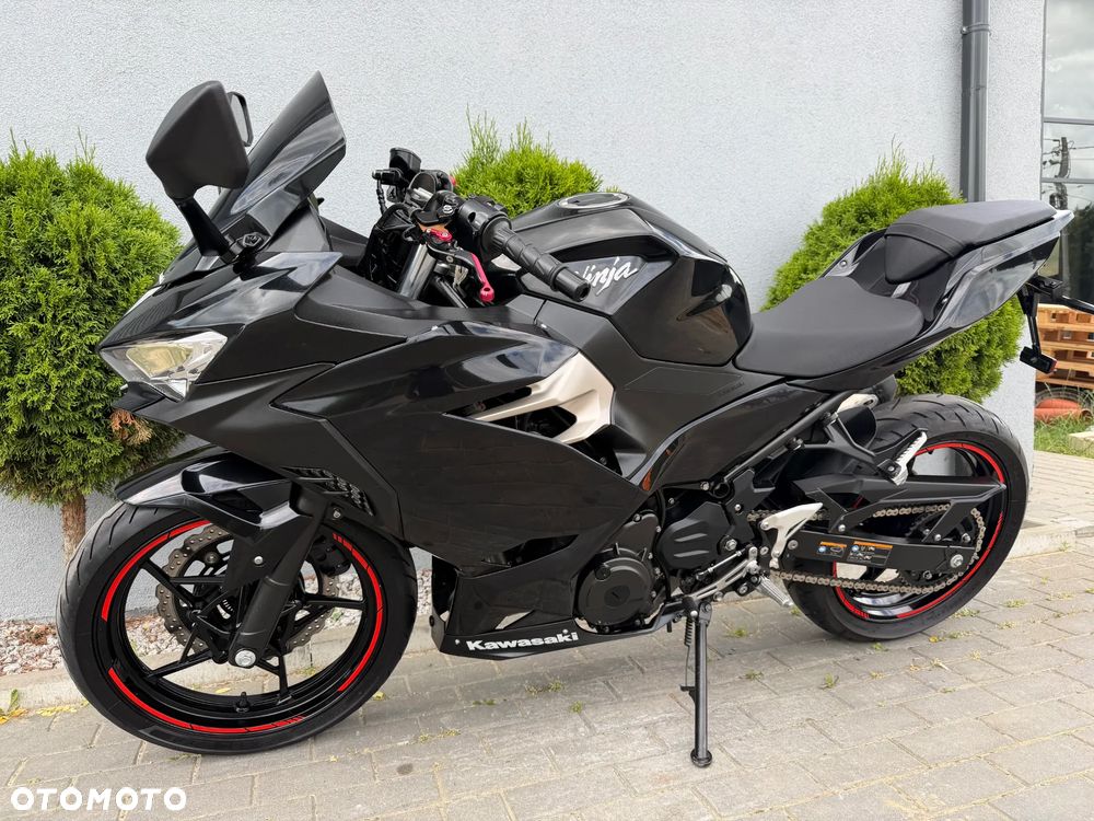 Kawasaki Ninja 400 - 5