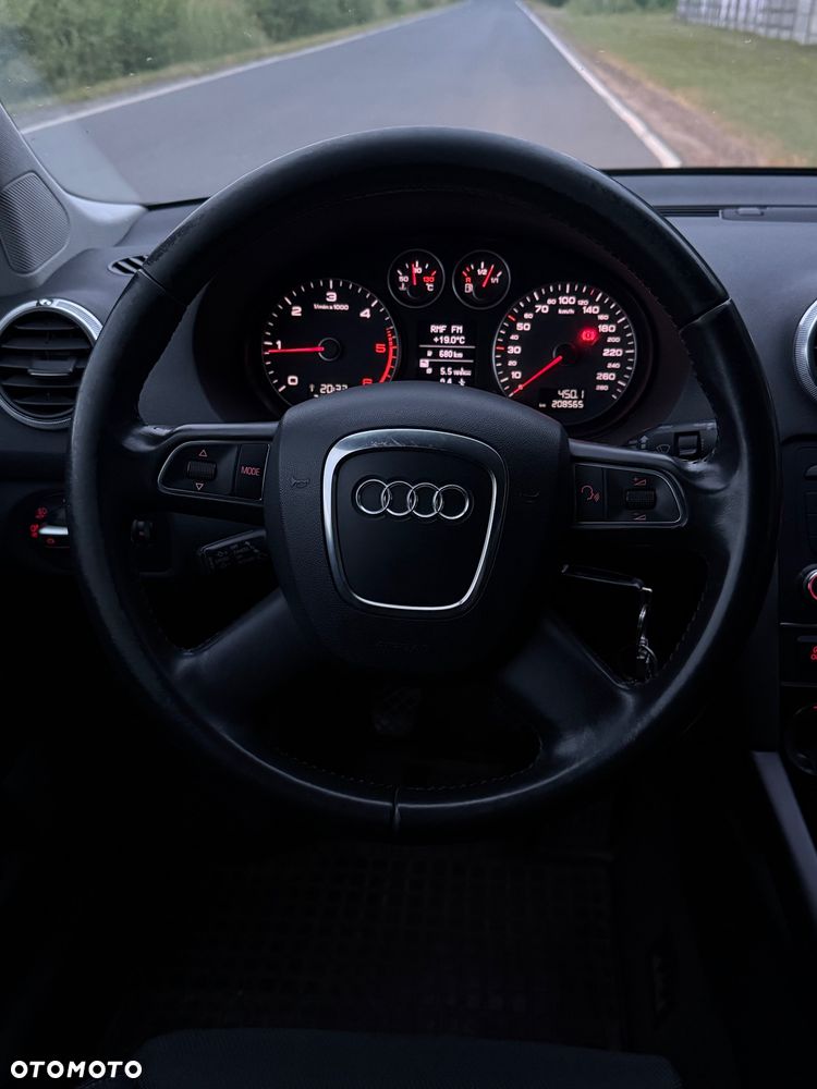 Audi A3 Sportback 1.6 TDI Ambition - 5