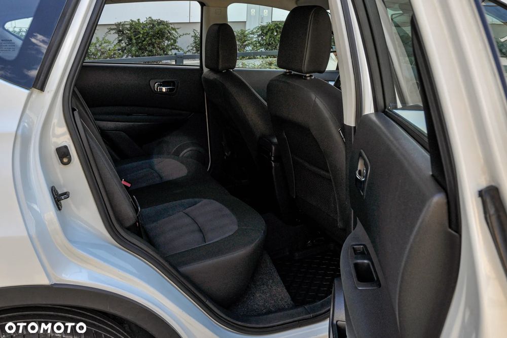 Nissan Qashqai - 11