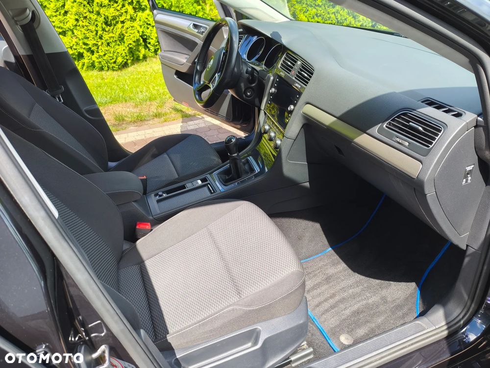 Volkswagen Golf 1.6 TDI BMT Comfortline - 10