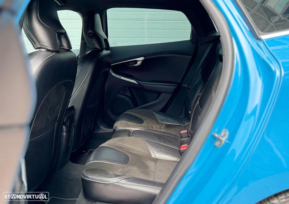 Volvo V40 D2 R Design - 13