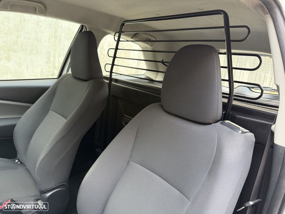 Toyota Yaris 1.0 VVT-i - 11