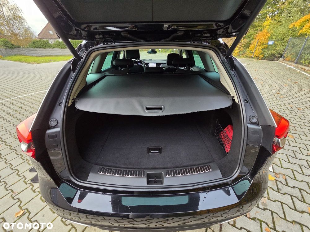 Opel Insignia 2.0 T Ultimate S&S - 12