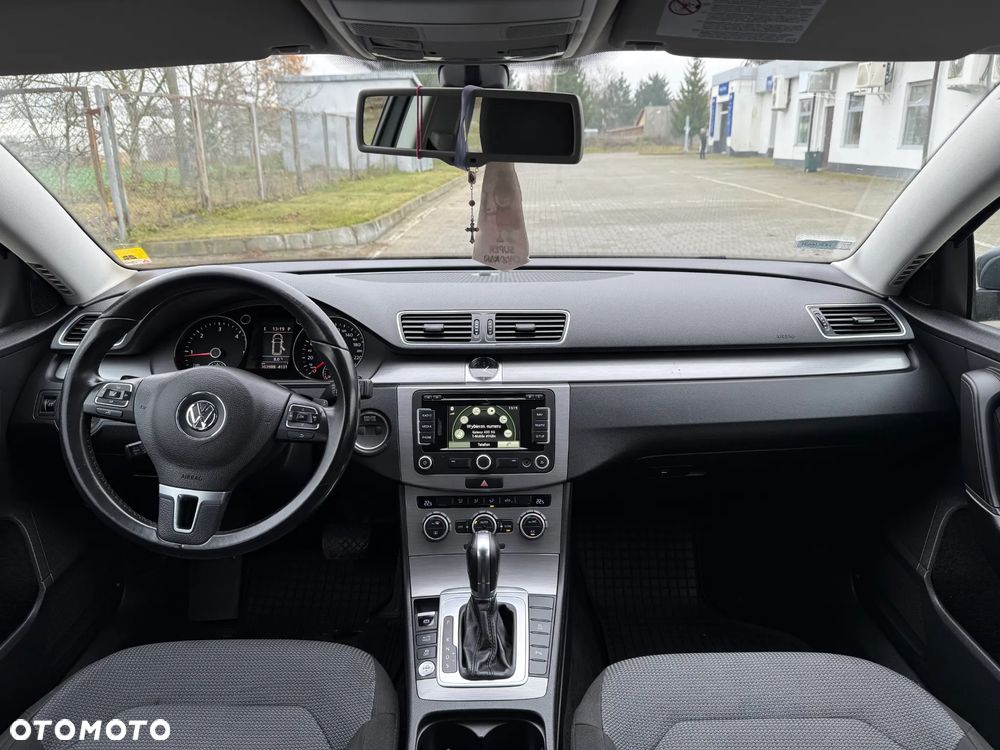 Volkswagen Passat 2.0 TDI Comfortline DSG - 19