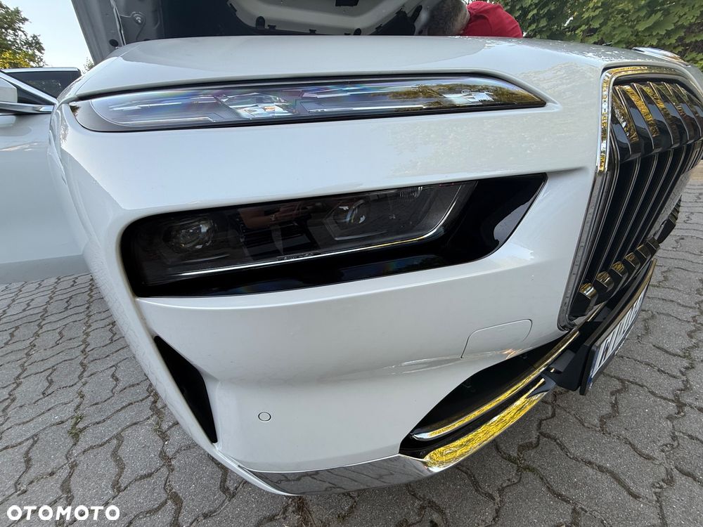BMW Seria 7 - 19