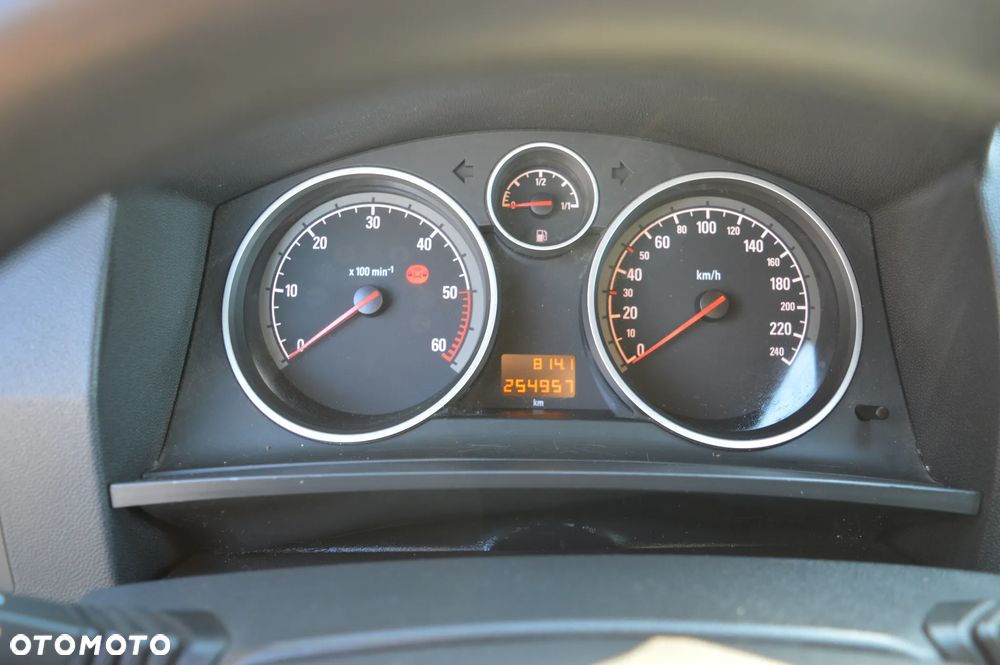 Opel Zafira 1.7 CDTI - 18