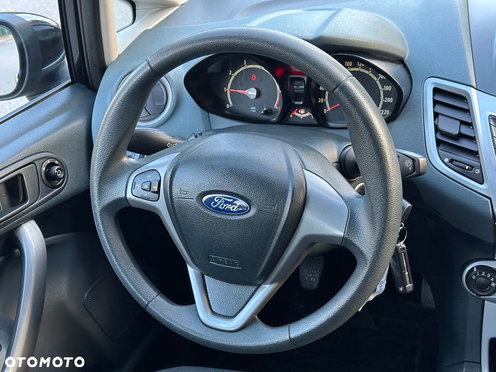 Ford Fiesta 1.25 Ambiente - 8