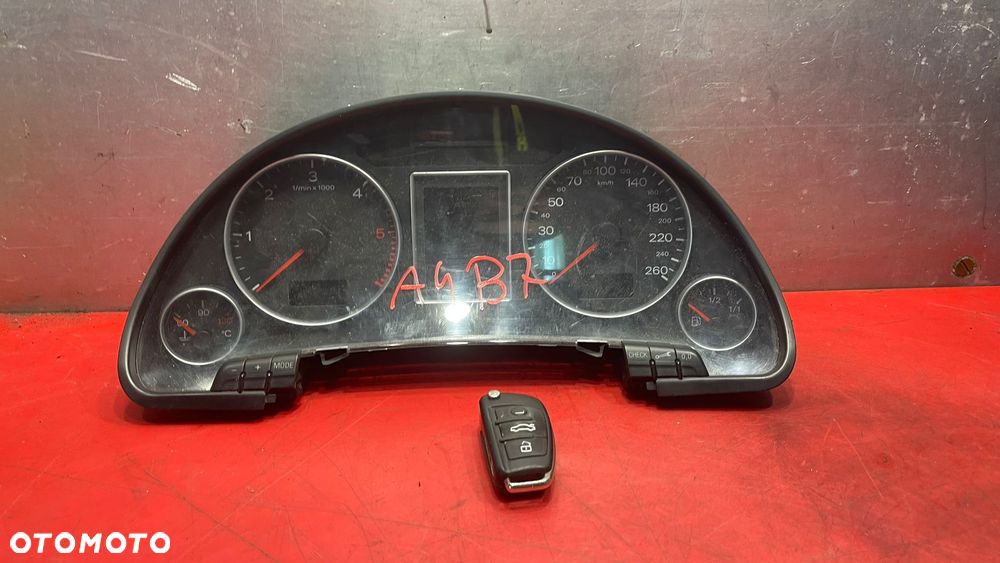 BLB 2.0 TDI  AUDI A4 B7 LICZNIK 8L0920933DX - 1