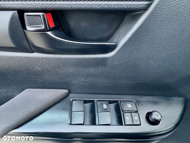 Toyota Hilux 2.4 D-4D Double Cab DL 4x4 - 15