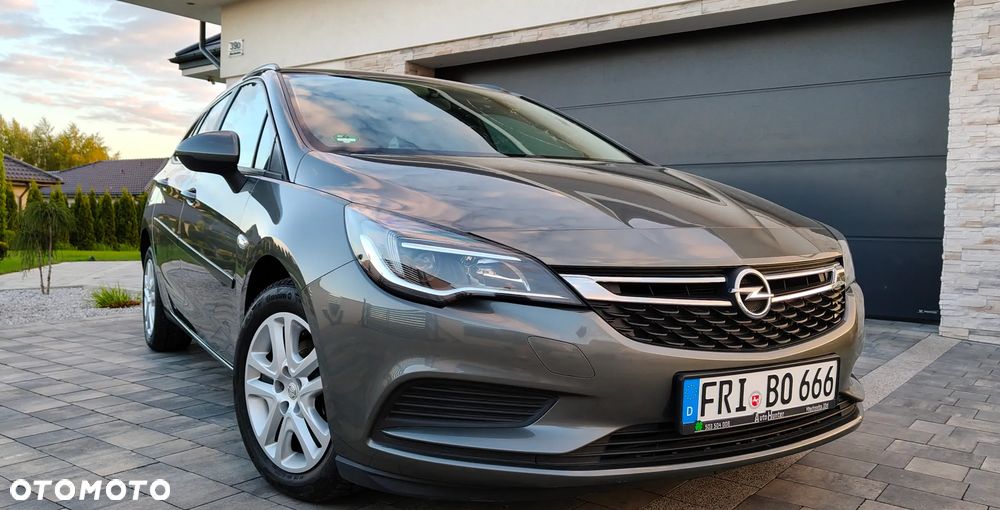 Opel Astra 1.6 D (CDTI) Business - 1