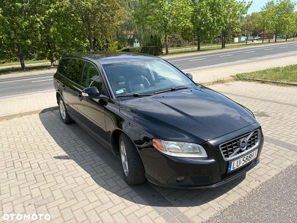Volvo V70 2.4D Momentum - 2